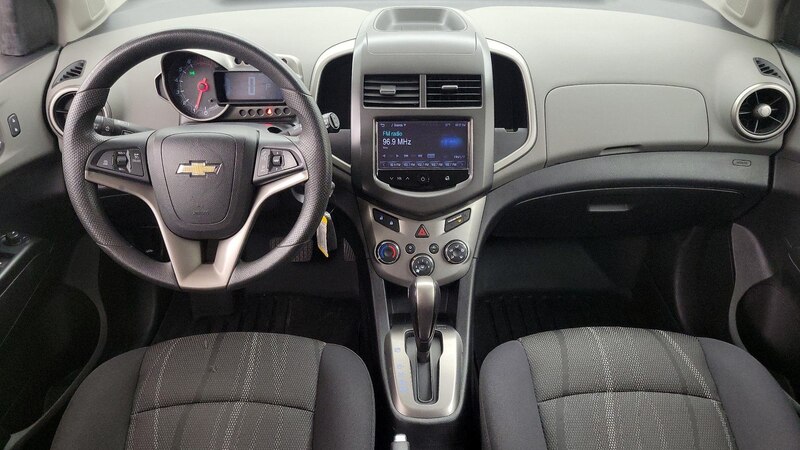 2015 Chevrolet Sonic LT 9