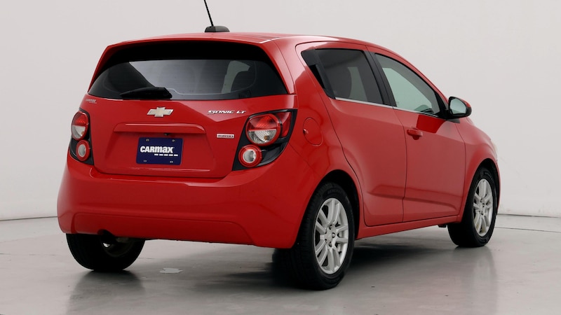 2015 Chevrolet Sonic LT 8