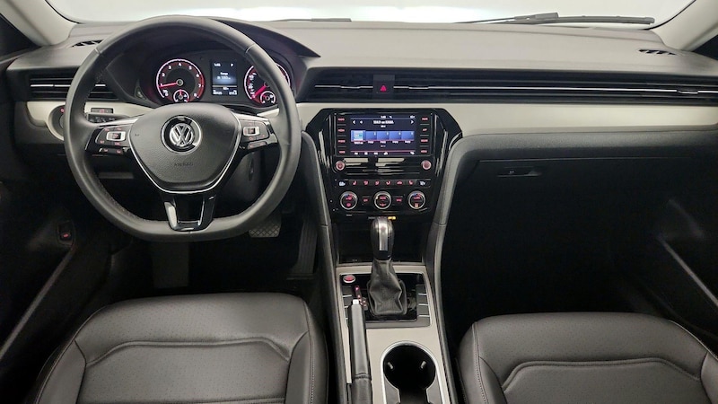 2021 Volkswagen Passat SE 9