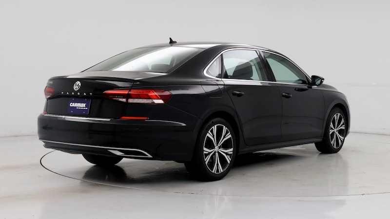 2021 Volkswagen Passat SE 8