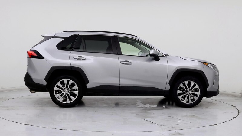 2020 Toyota RAV4 XLE Premium 7