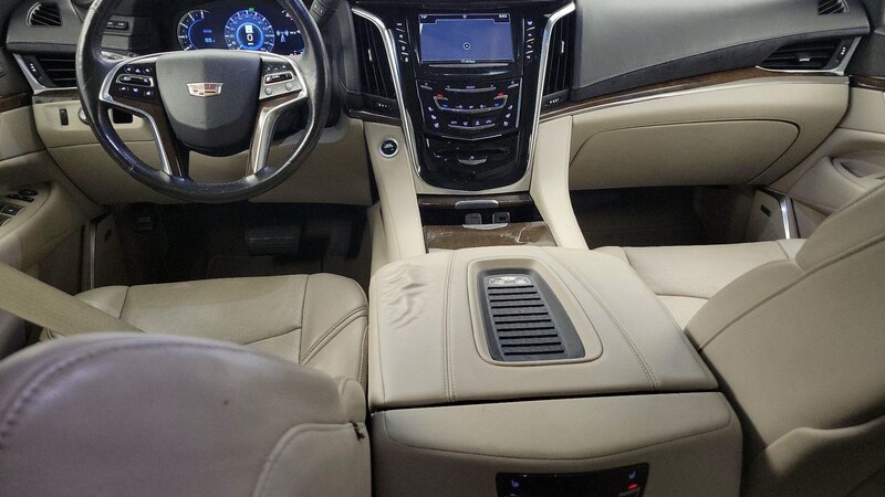 2018 Cadillac Escalade ESV Luxury 9