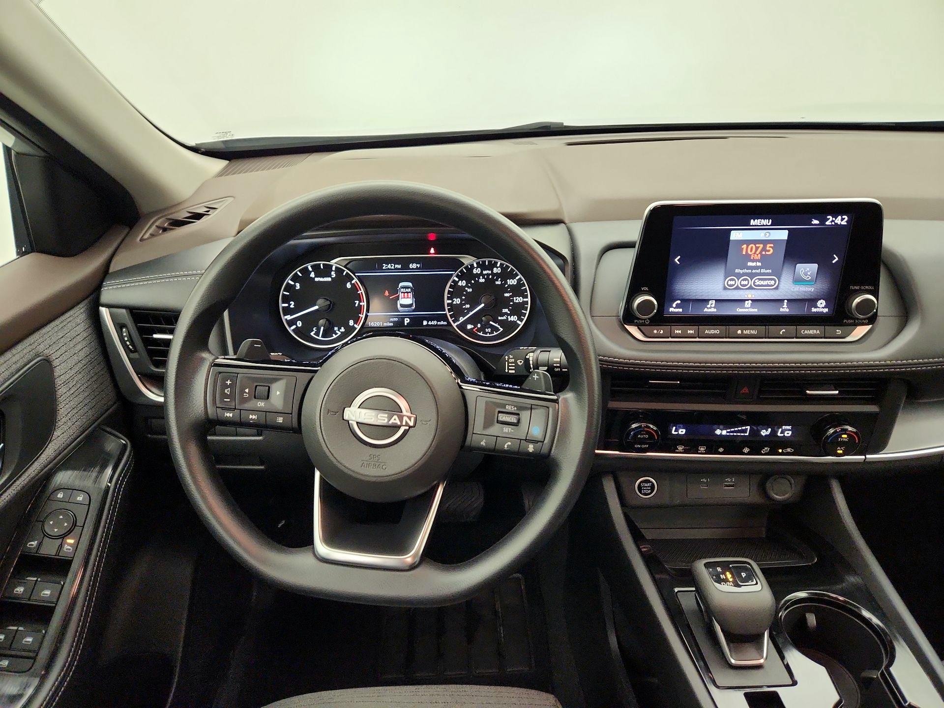 Thumbnail: 2023 Nissan Rogue - 10