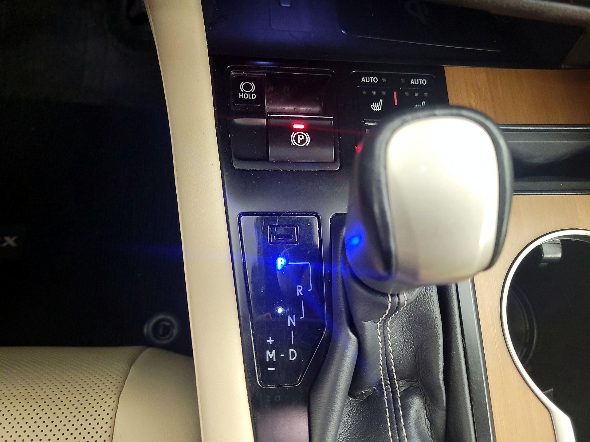 Thumbnail: 2021 Lexus RX - 17