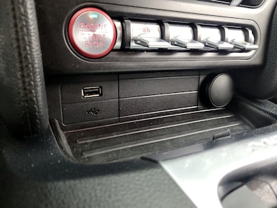 USB/AUX Ports