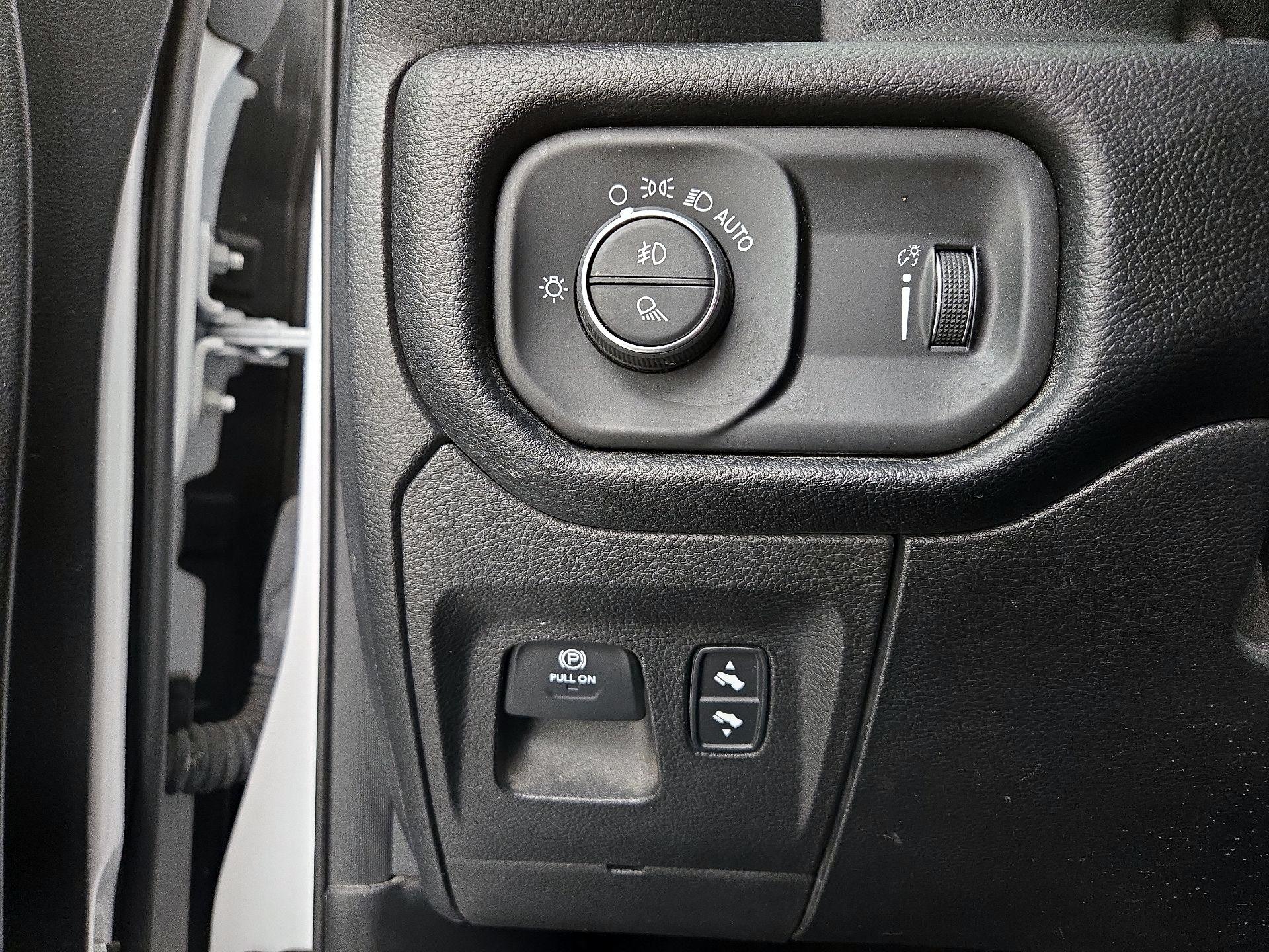 Thumbnail: 2021 RAM 1500 - 13