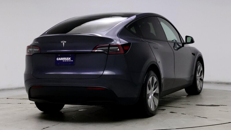 2023 Tesla Model Y  8