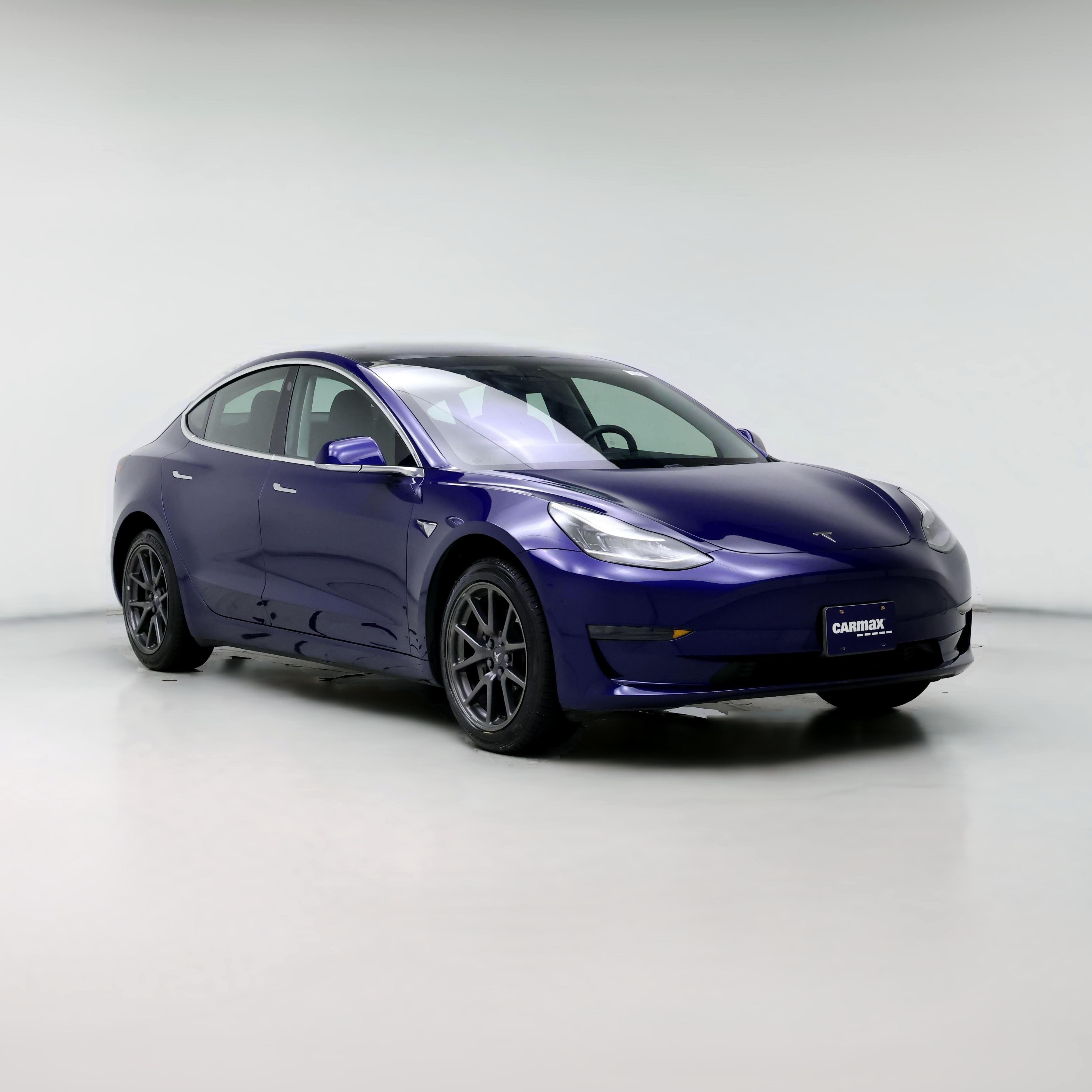 Thumbnail: 2019 Tesla Model 3 - 1
