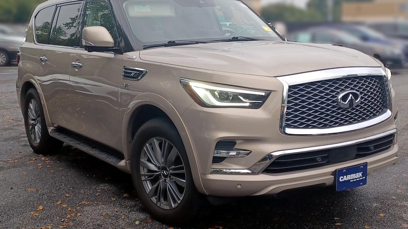 2022 INFINITI QX80 Luxe Hero Image