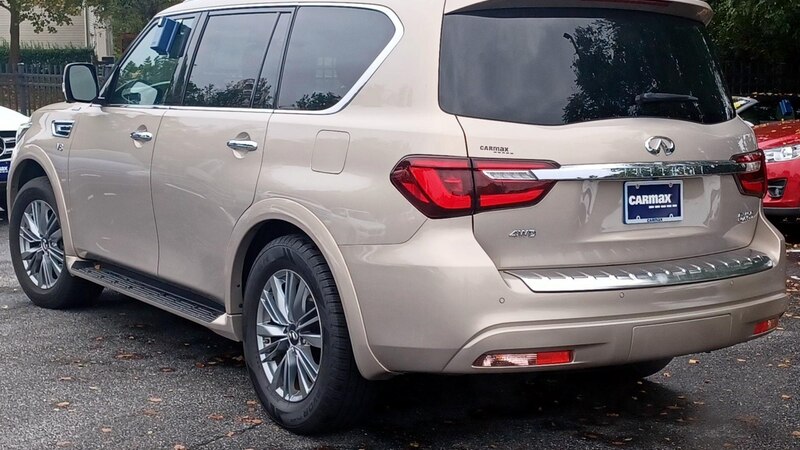 2022 INFINITI QX80 Luxe 7