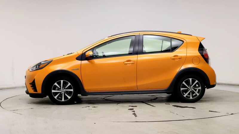 2018 Toyota Prius c Two 3