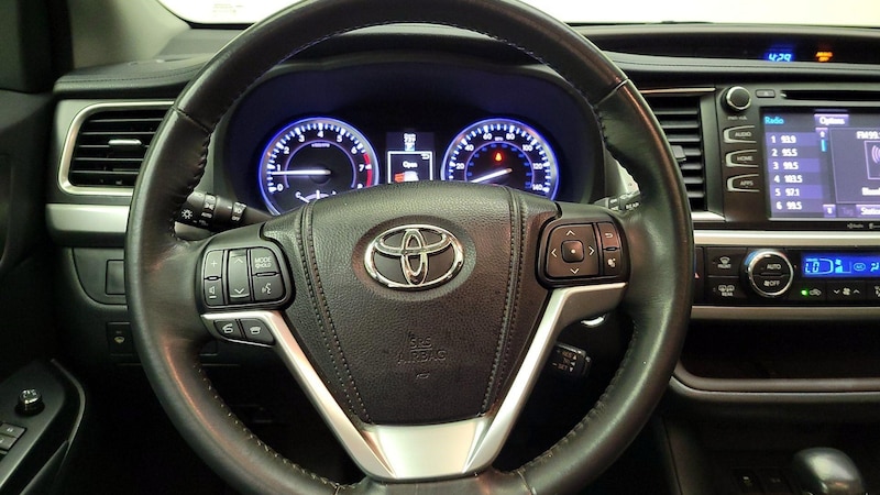 2014 Toyota Highlander XLE 10