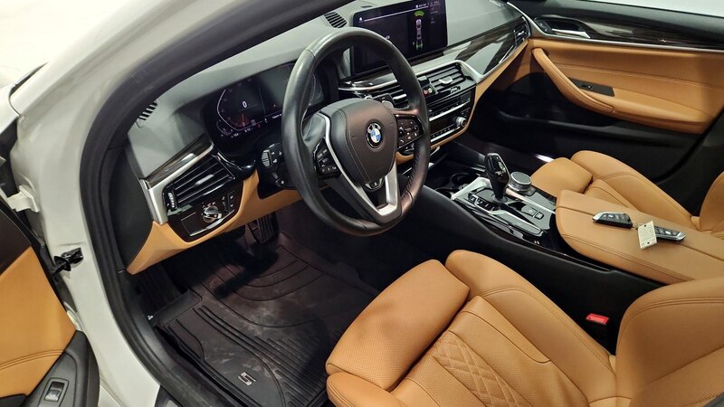 2021 BMW 5 Series 530i xDrive 11