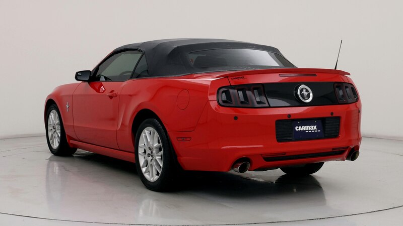 2013 Ford Mustang Premium 2