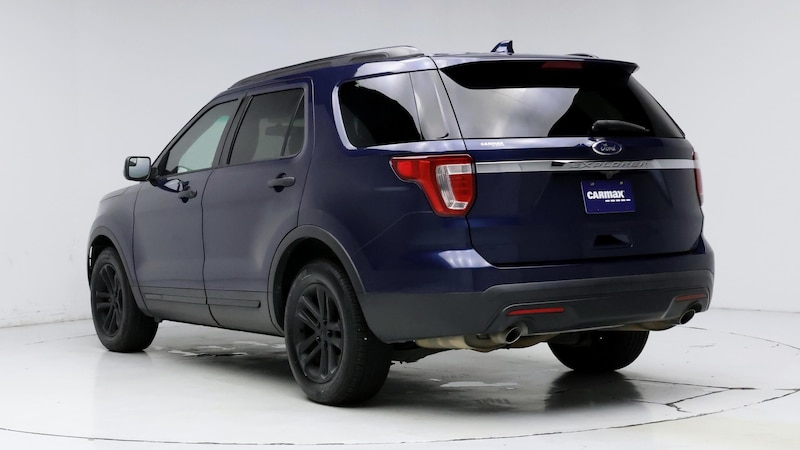2017 Ford Explorer  2