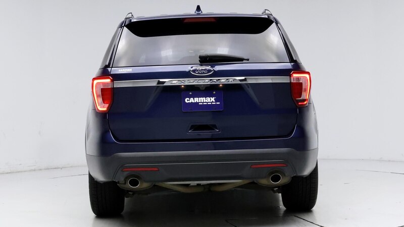 2017 Ford Explorer  6