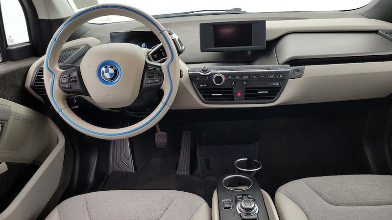 2015 BMW i3 Mega World 9