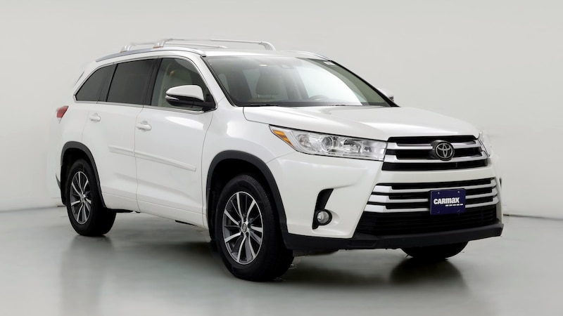 2018 Toyota Highlander XLE Hero Image