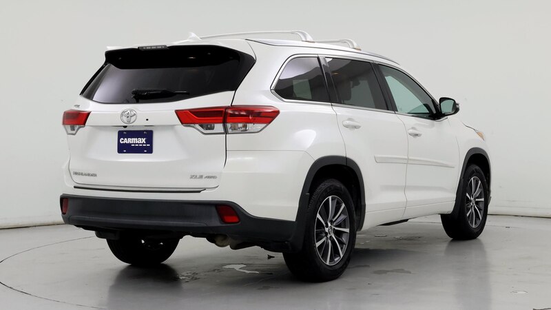 2018 Toyota Highlander XLE 8