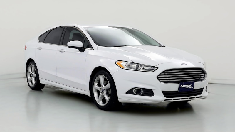 2016 Ford Fusion S Hero Image