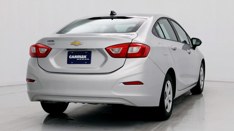 2016 Chevrolet Cruze L 8