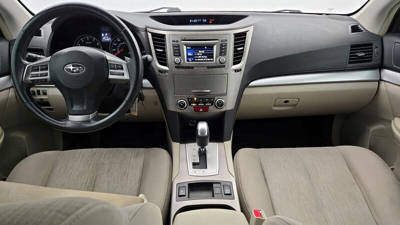 2014 Subaru Outback Premium 9