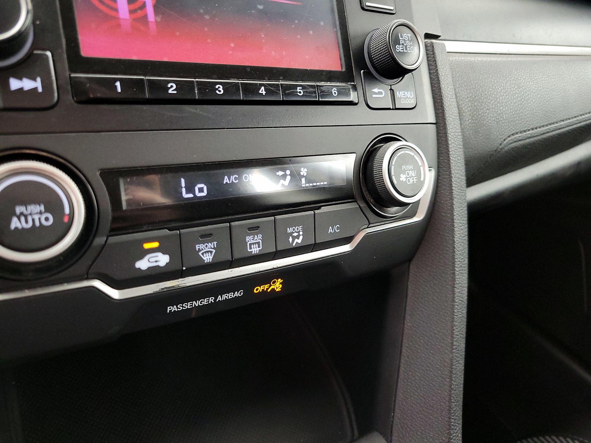 Thumbnail: 2018 Honda Civic - 16