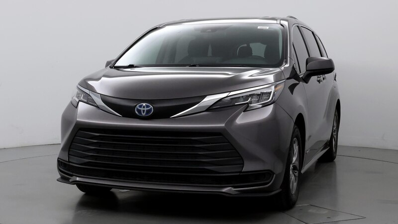 2021 Toyota Sienna LE 4