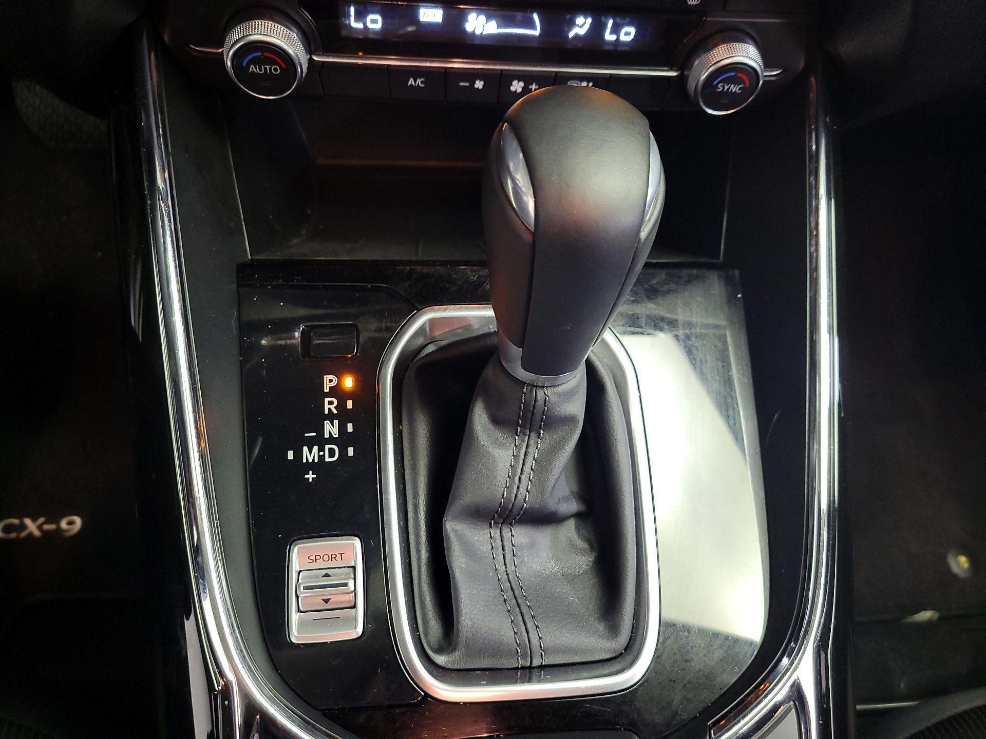 Thumbnail: 2022 Mazda CX-9 - 17