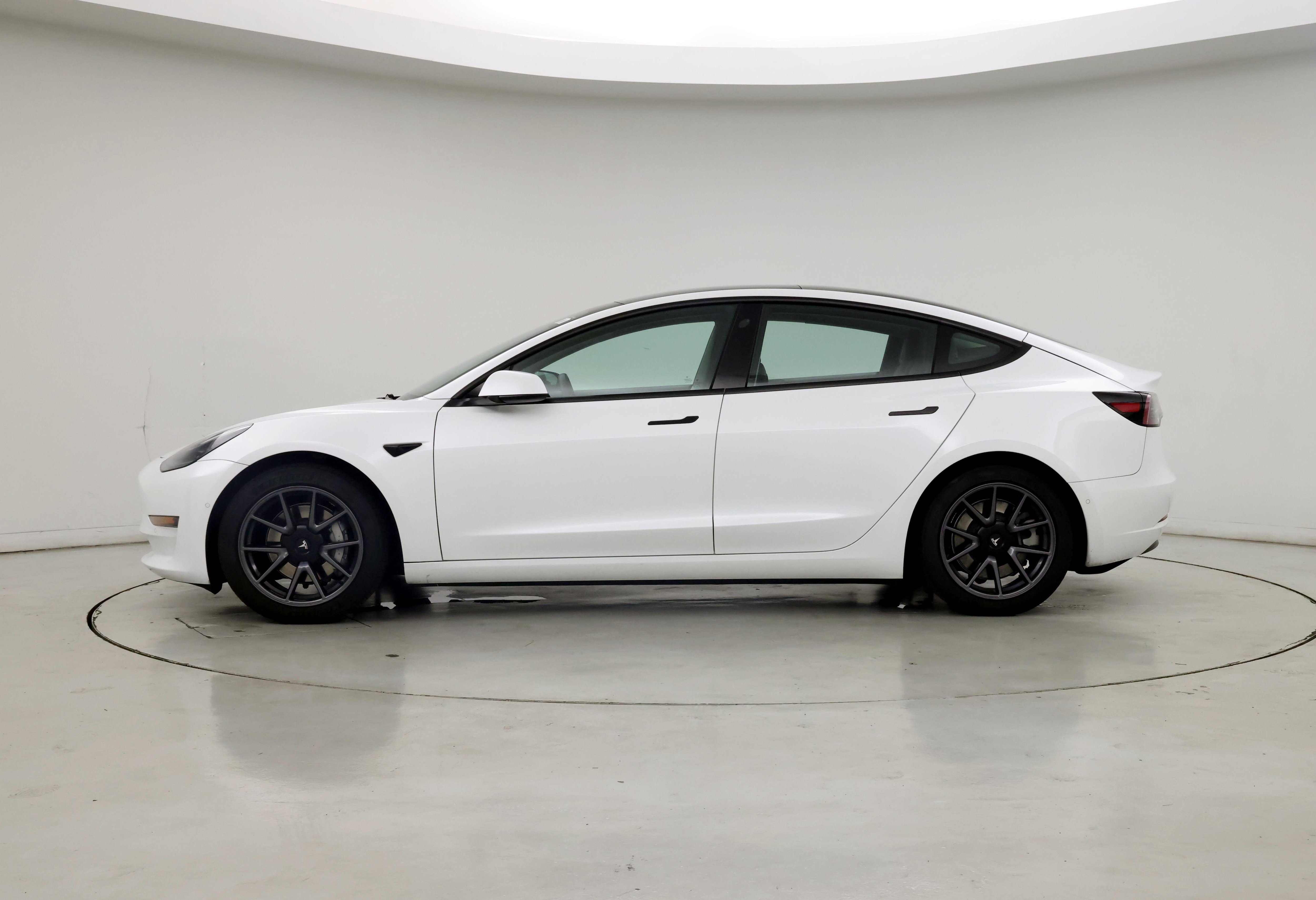 Thumbnail: 2021 Tesla Model 3 - 3