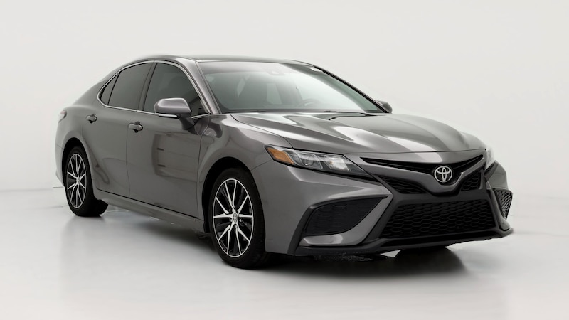 2022 Toyota Camry SE Hero Image