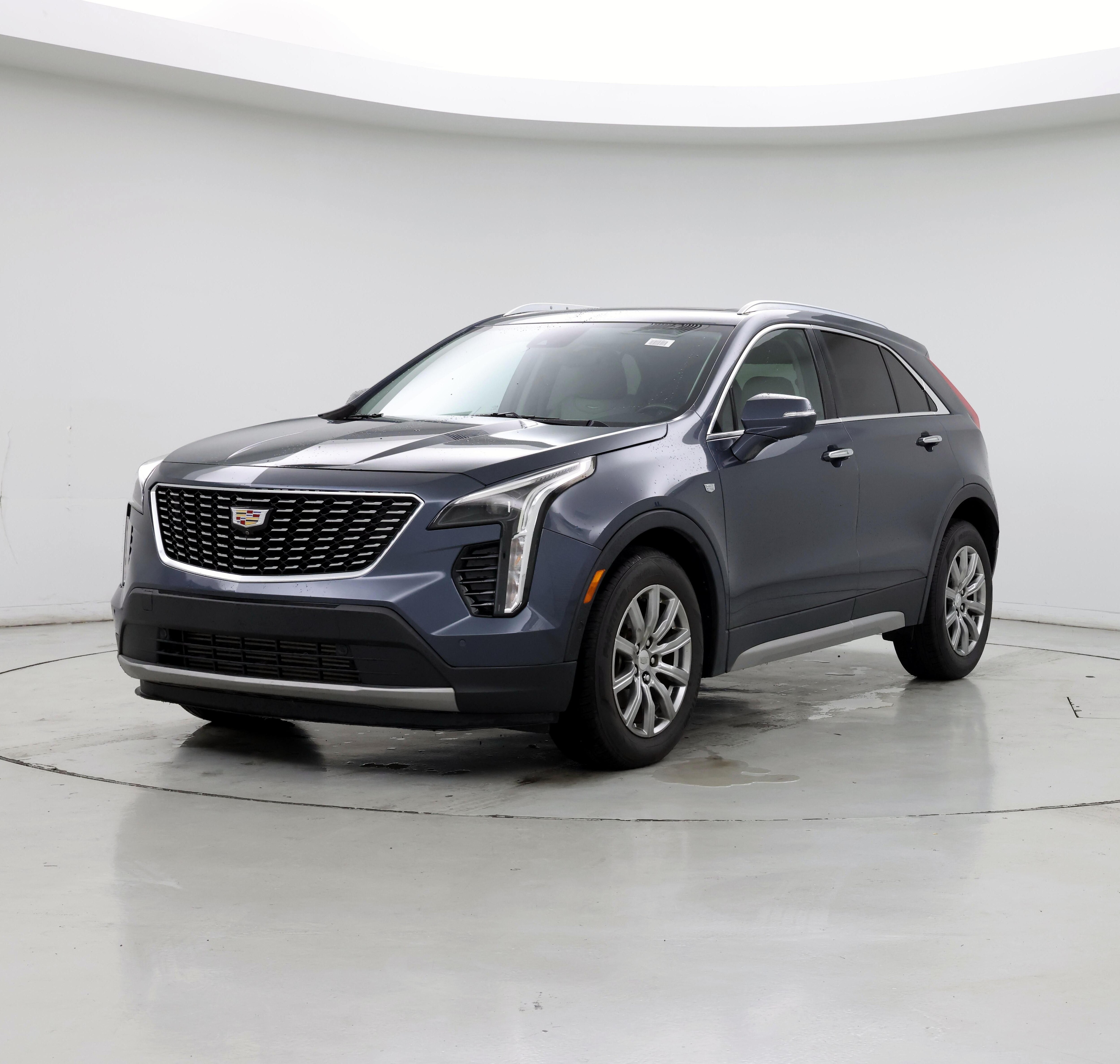 Thumbnail: 2019 Cadillac XT4 - 4