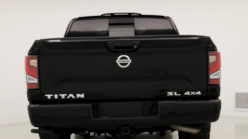 2021 Nissan Titan SL 6