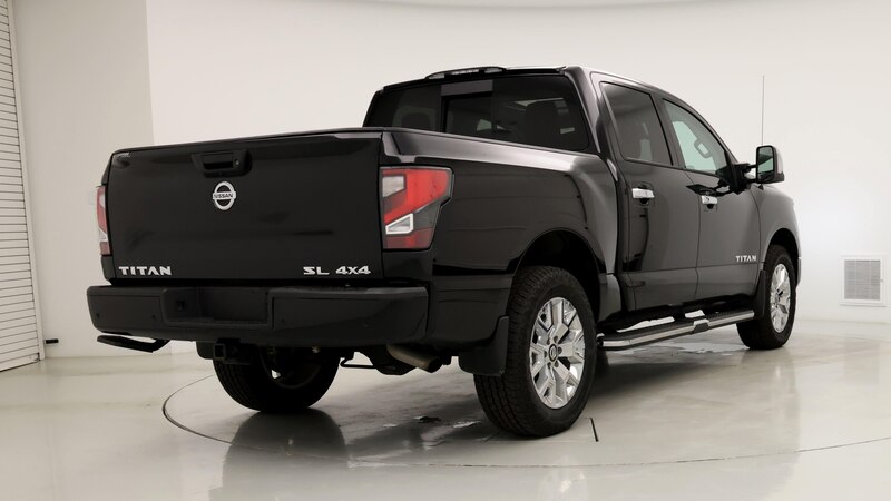 2021 Nissan Titan SL 8