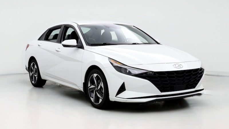 2023 Hyundai Elantra SEL Hero Image