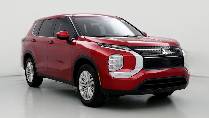 2024 Mitsubishi Outlander ES Hero Image