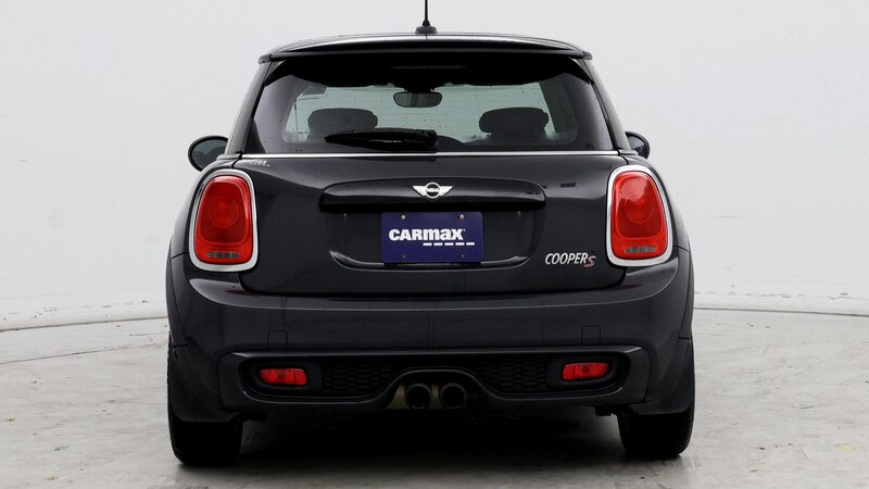 2015 MINI Cooper Hardtop S 6