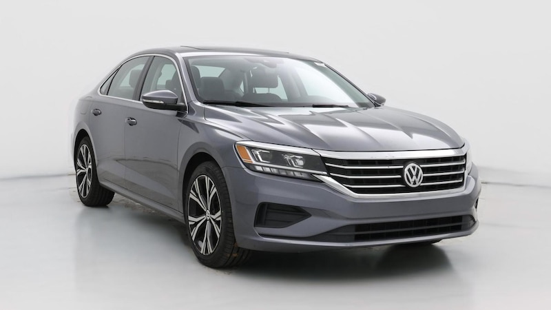 2021 Volkswagen Passat SE Hero Image