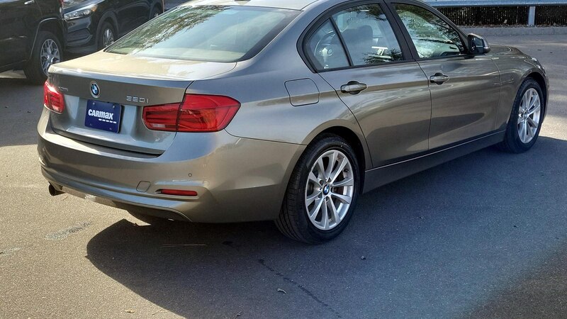 2016 BMW 3 Series 320i 5