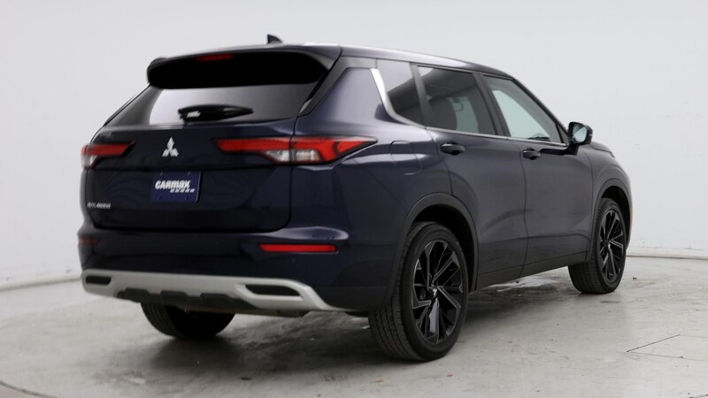 2023 Mitsubishi Outlander SE 8