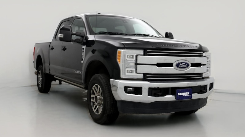 2017 Ford F-250 Lariat Hero Image