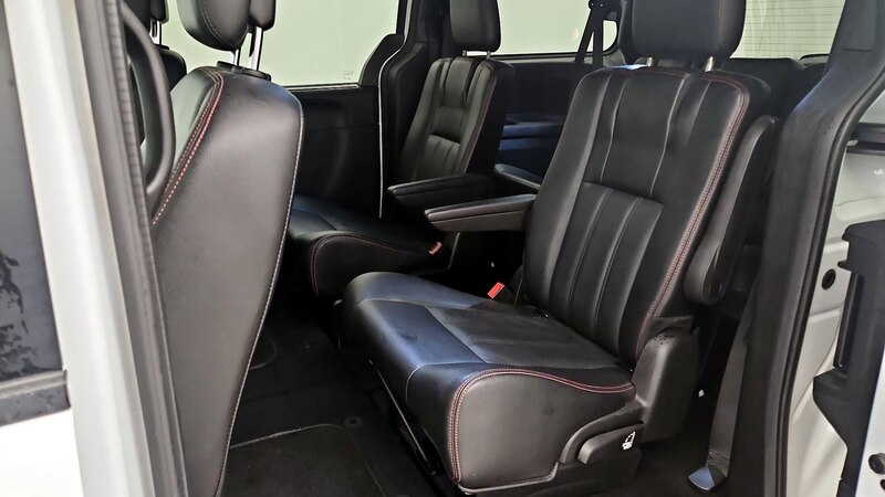 2019 Dodge Grand Caravan GT 20