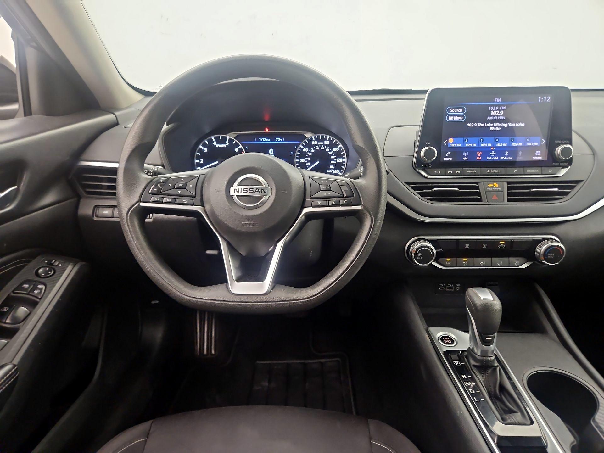 Thumbnail: 2019 Nissan Altima - 10