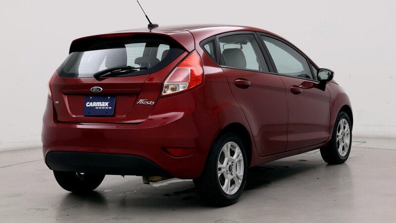 2014 Ford Fiesta SE 8