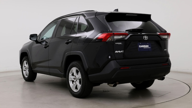 2019 Toyota RAV4 XLE 2