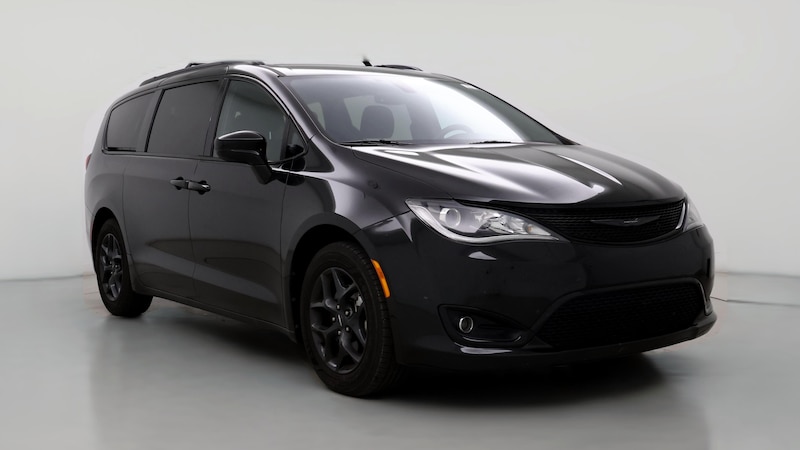 2019 Chrysler Pacifica Touring Plus Hero Image