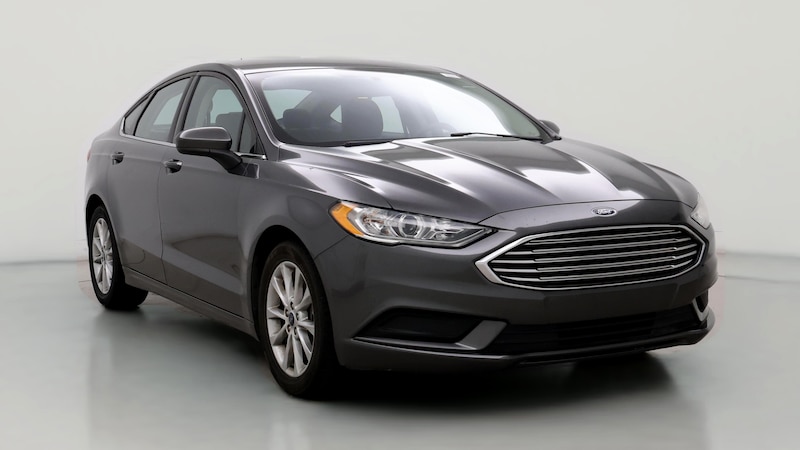 2017 Ford Fusion SE Hero Image