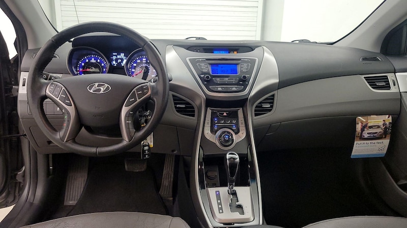 2013 Hyundai Elantra Limited Edition 9