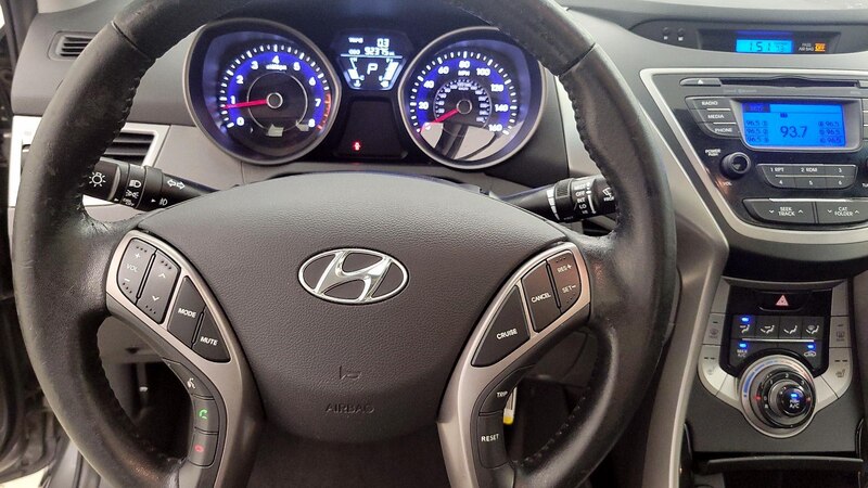 2013 Hyundai Elantra Limited Edition 10