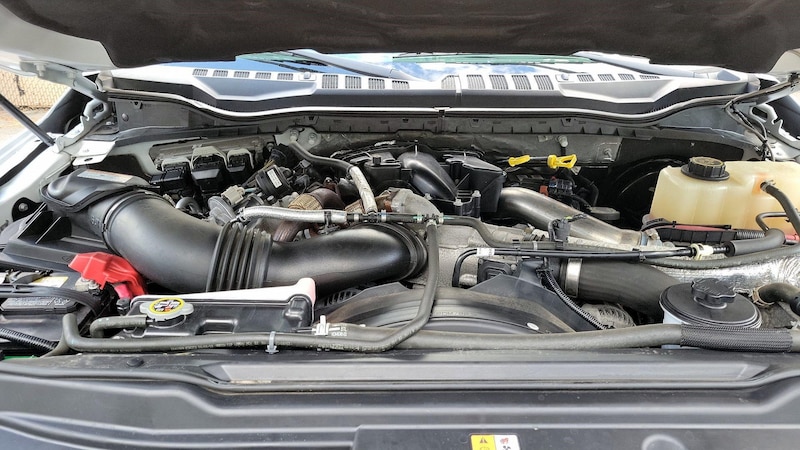 2018 Ford F-350 XLT 17